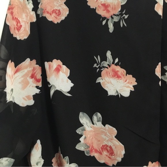 🟢BOGO FREE🟢 Gorgeous Romper - Picture 4 of 11